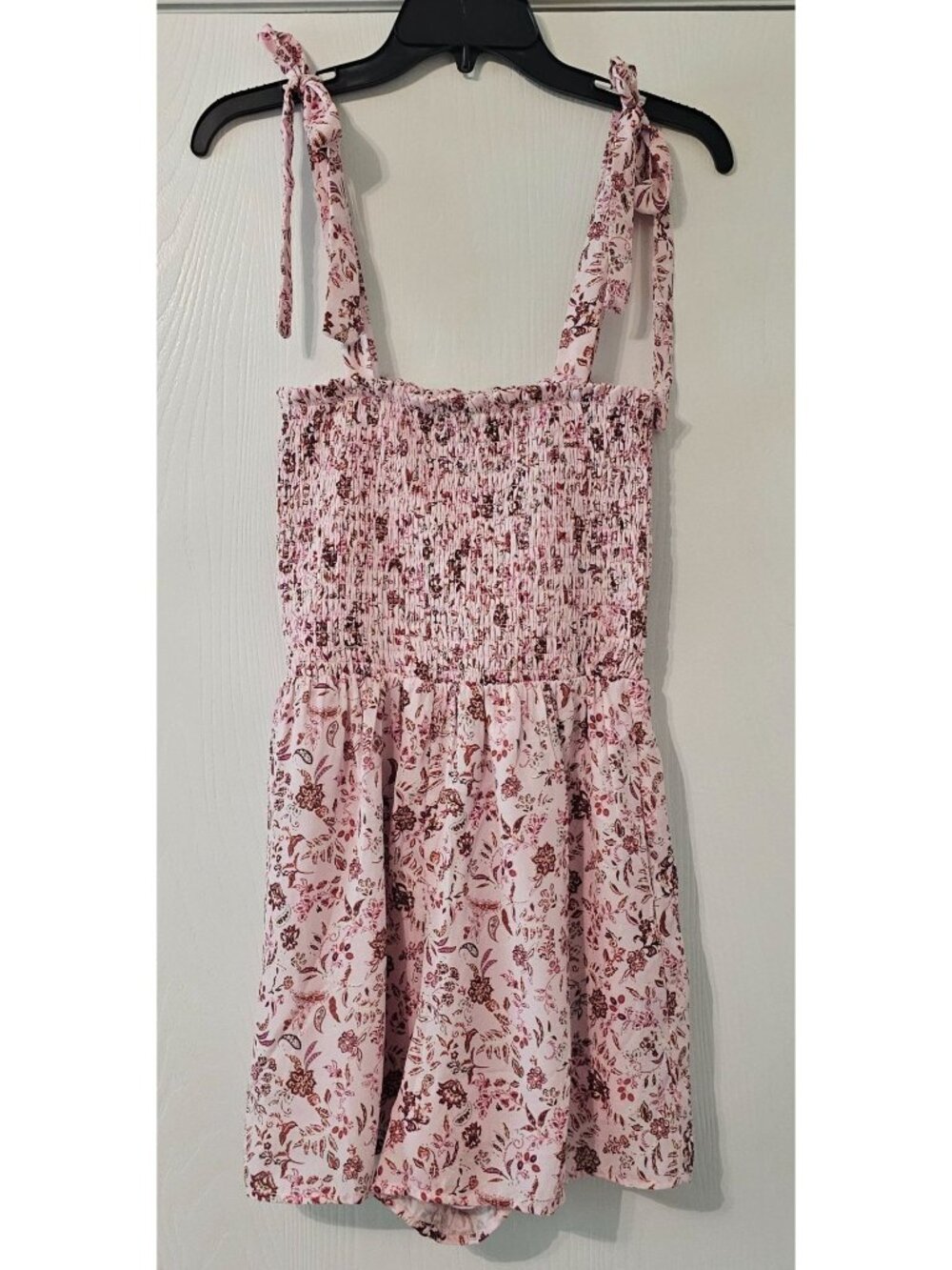 Francescas Womens Bette Floral Smocked Romper W/Adj Ties M Festival Whimsy Fairy